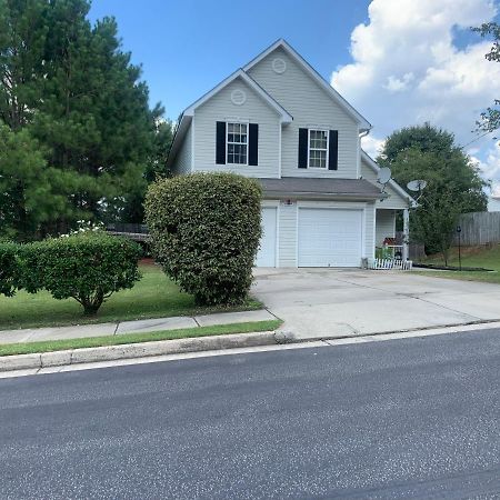 Captivating Home Near Downtown Atl Conley Εξωτερικό φωτογραφία